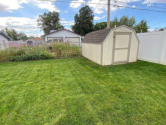 Shed
