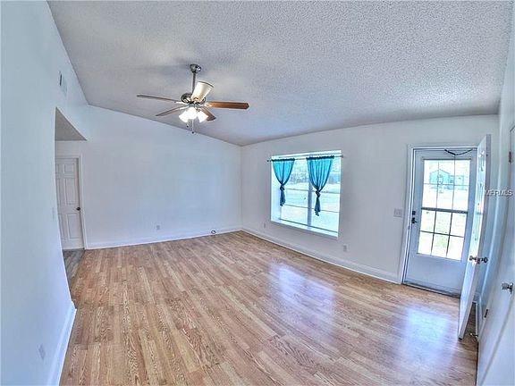 5th image of 191 Glencove Dr