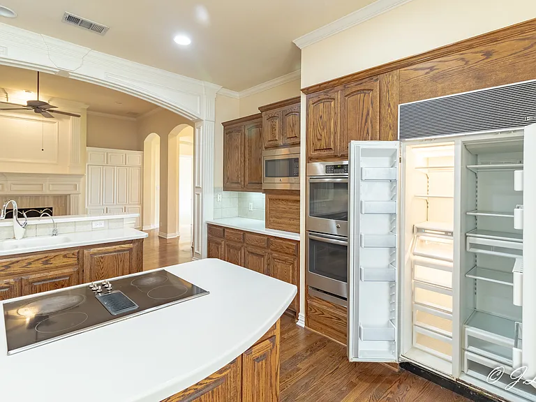1053 Sir Lancelot Cir — Photo 37