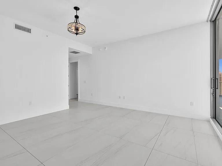 151 N Seabreeze Blvd #1902 — Photo 23