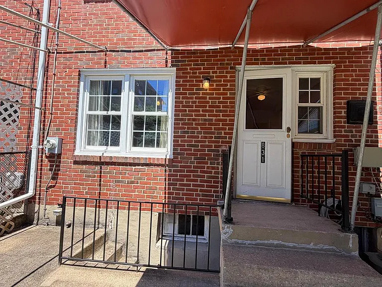831 Bosley Ave — Photo 27