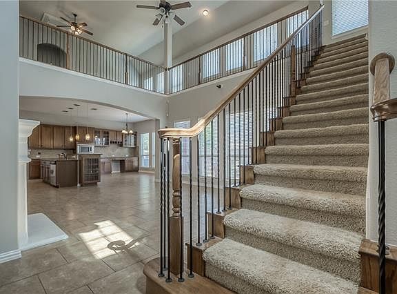 3rd image of 2440 Sunderland Ln