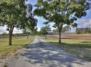 294 McMahon Rd, Hollister, CA 95023