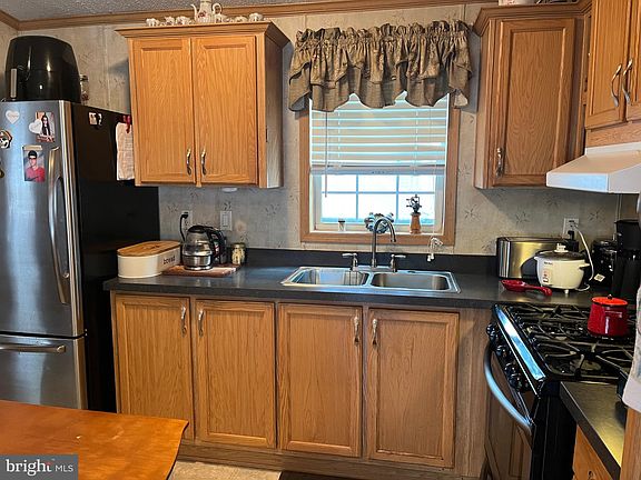 5th image of 25780 Hallmark St #222