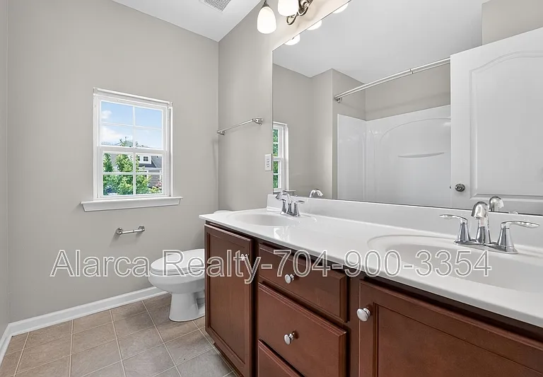 11528 Lottingly Dr — Photo 29