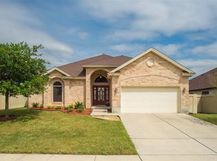 207 Michoacan Loop, Laredo, TX 78045