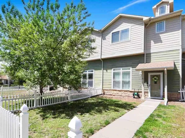 50 Fuller Cir, Junction City, KS 66441
