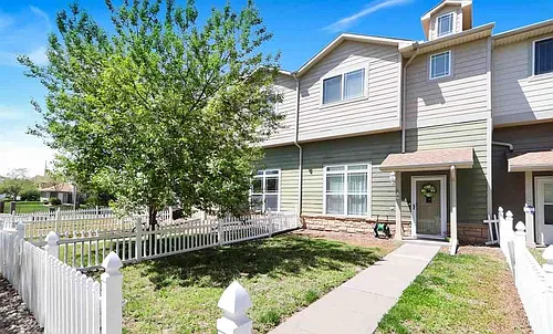 50 Fuller Cir Photo 1
