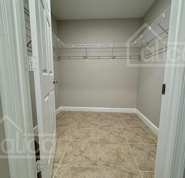 735 Gelaso St SW — Photo 20