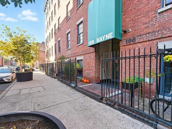 186 Wayne Street image 25 of 35