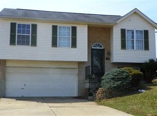 1613 Drake Ct, Hebron, KY 41048
