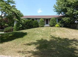 1680 Shepard Ave, Hamden, CT 06518