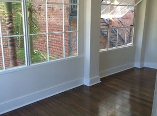 118 W 9th St, Long Beach, CA 90813