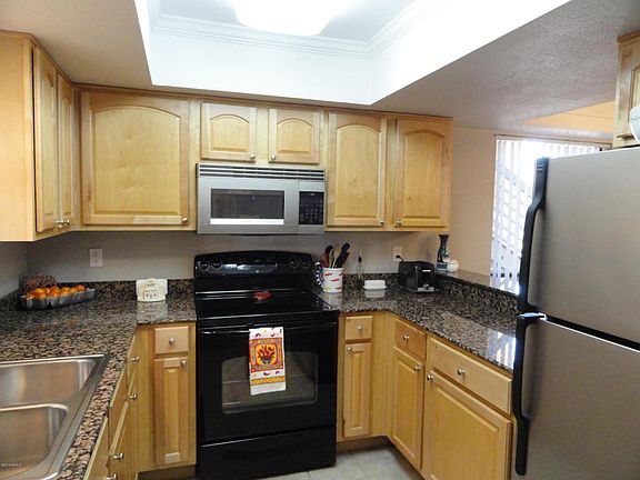 4th image of 3329 W Danbury Dr #105