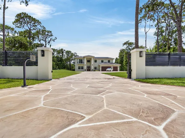6077 NW 71st Ter, Parkland, FL 33067