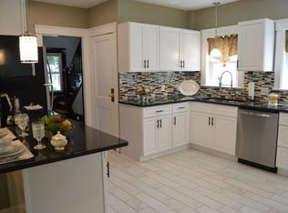 19 Woodman Rd, Worcester, MA 01602