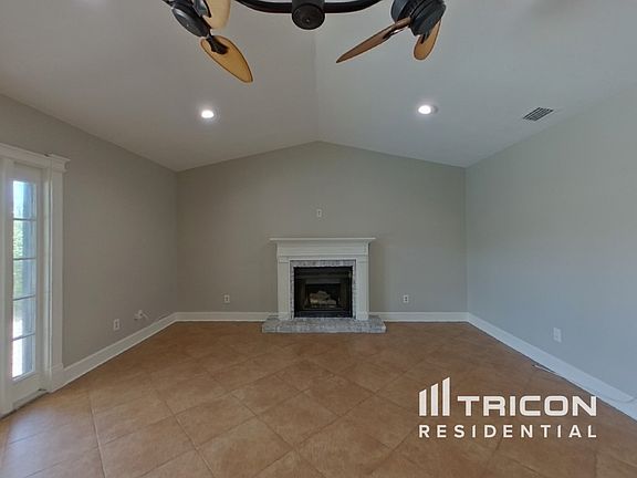 2nd image of 8637 Leighton Dr