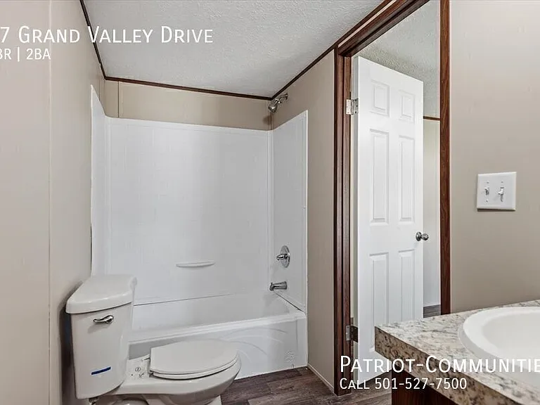 17 Grand Valley Dr — Photo 15