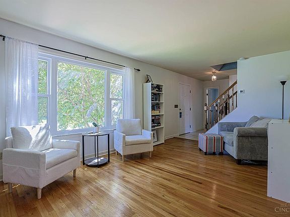 5th image of 3412 Thorndale Ct