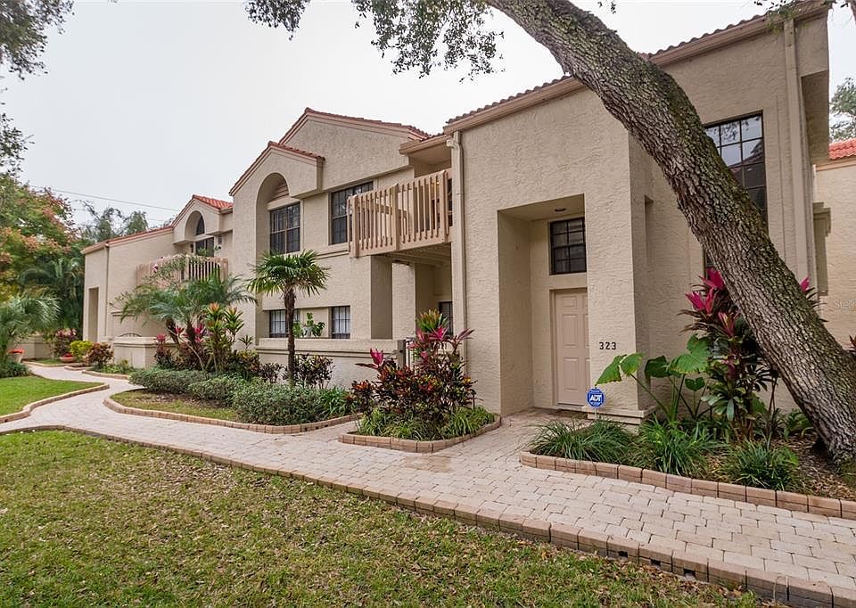 1st image of 323 Los Prados Dr #323
