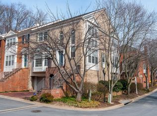 8001 Quarry Ridge Way, Bethesda, MD 20817