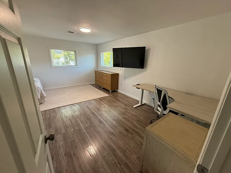 Large Bedroom