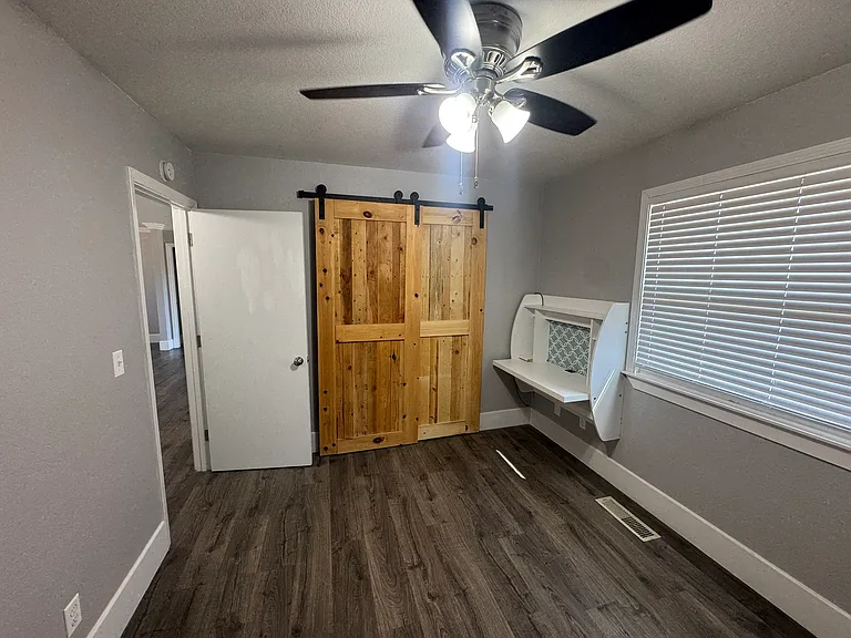 4045 Sunrise Ct — Photo 30