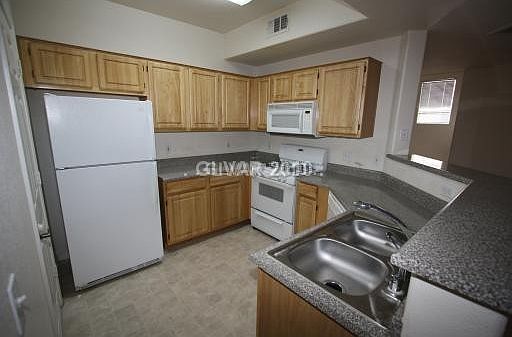 5th image of 5855 Valley Dr Unit 2133