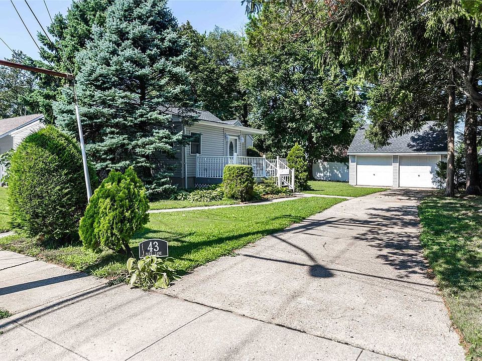 1st image of 43 Park Ln