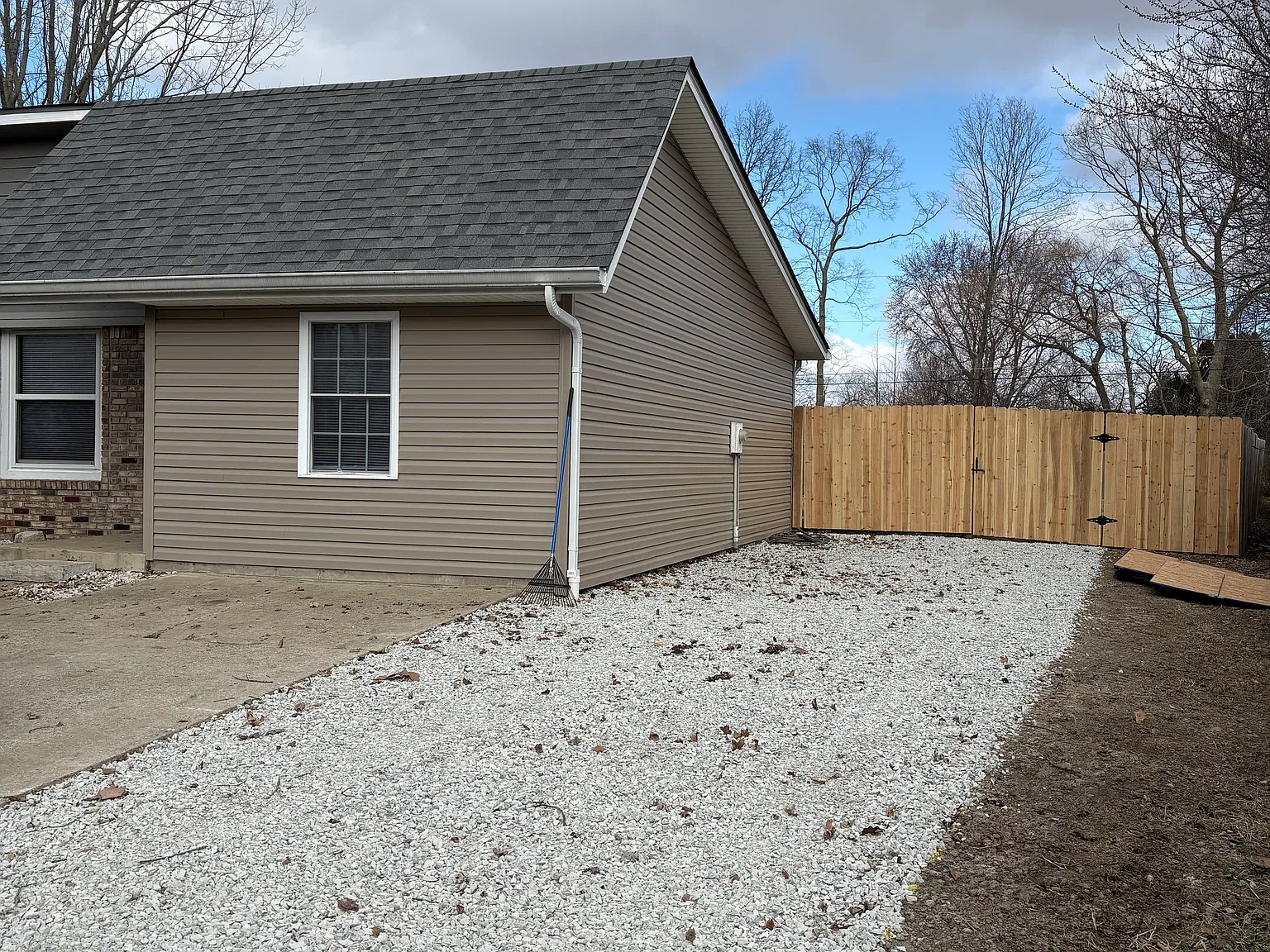 Fox Cir, Noblesville — Photo 2