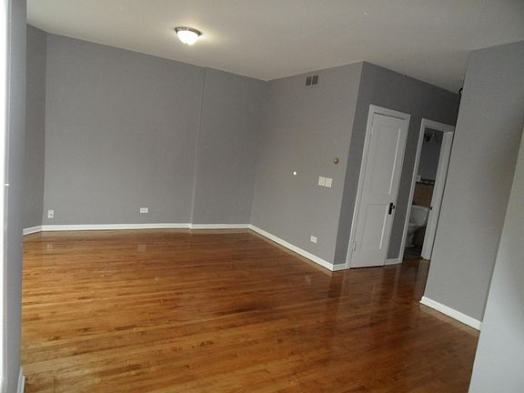 4th image of 1408 Kenilworth Ave APT 3