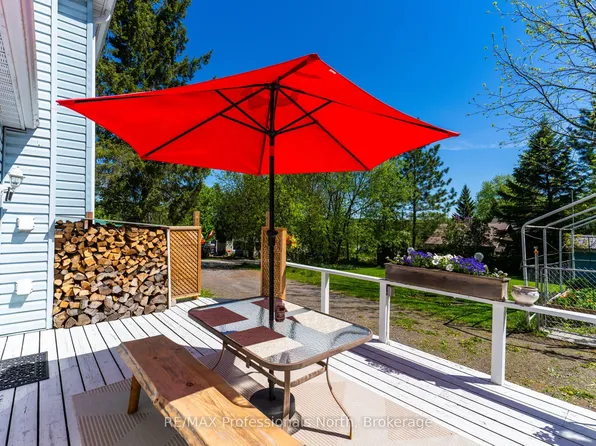 12 Tait St, Huntsville, ON P1H 1W5