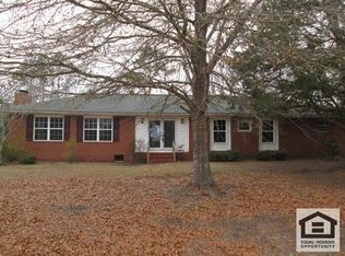17 Byrd Rd, Surrency, GA 31563