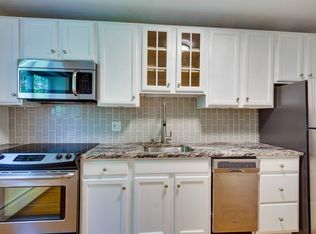 41 Westgate Rd APT 3, Chestnut Hill, MA 02467