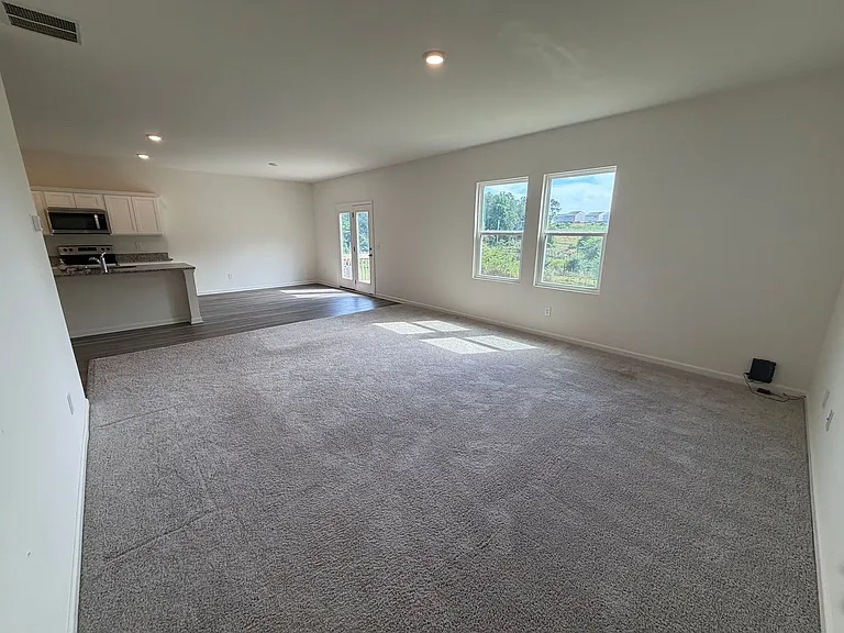 303 Hyde Park — Photo 9