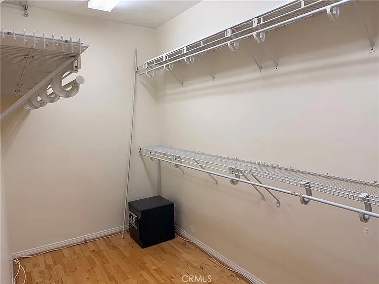 515 W Balboa Blvd — Photo 28