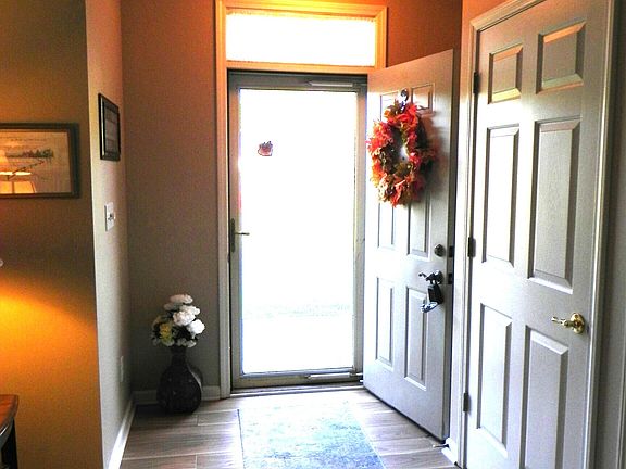 4th image of 6953 Park Square Dr APT C