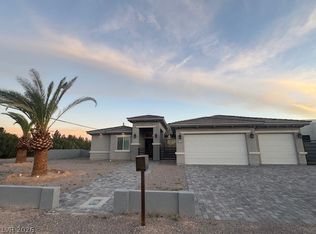 197 E Shelbourne Ave, Las Vegas, NV 89123