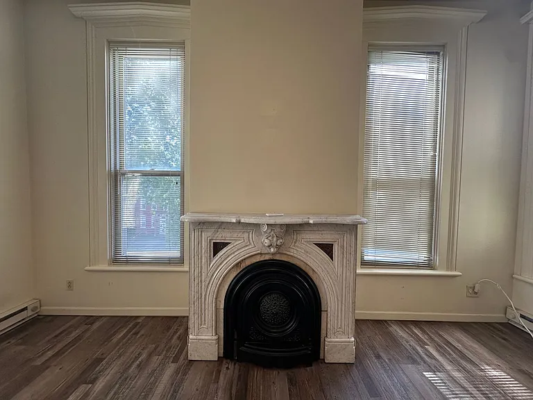 226 N 14th St #1400 — Photo 5