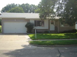 1223 Eastwood St, Bismarck, ND 58504