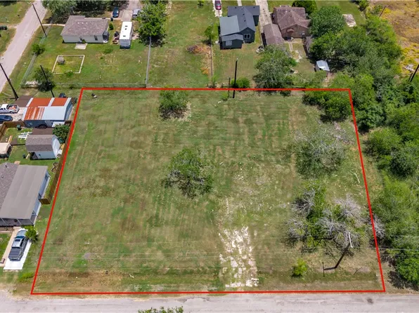 630 & 638 Industrial St #634, Taft, TX 78390