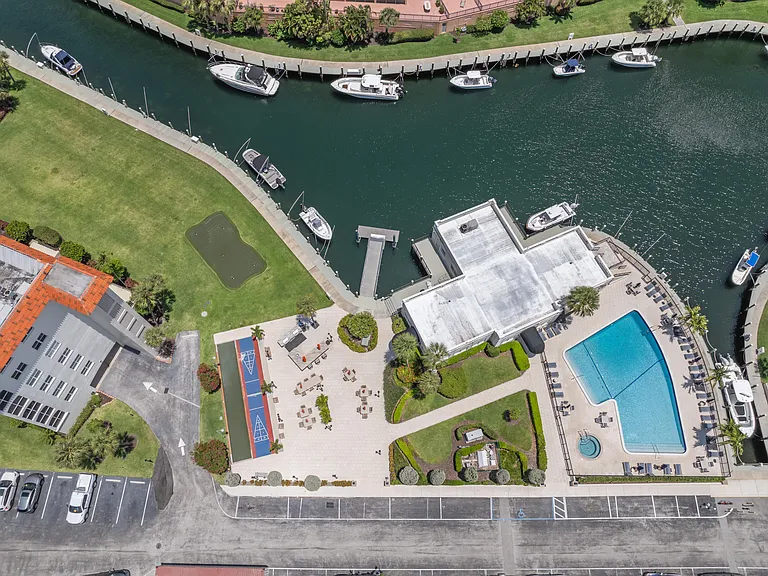 2871 N Ocean Blvd #M538 — Photo 32