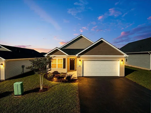 106 Aaliyah Ln, Radford, VA 24141