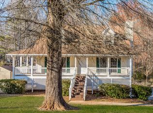 49 Doe Ln, Hiram, GA 30141