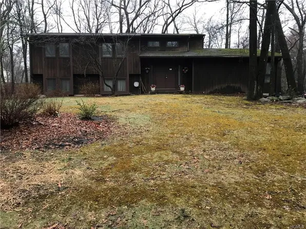 6 Sophia St, Monsey, NY 10952