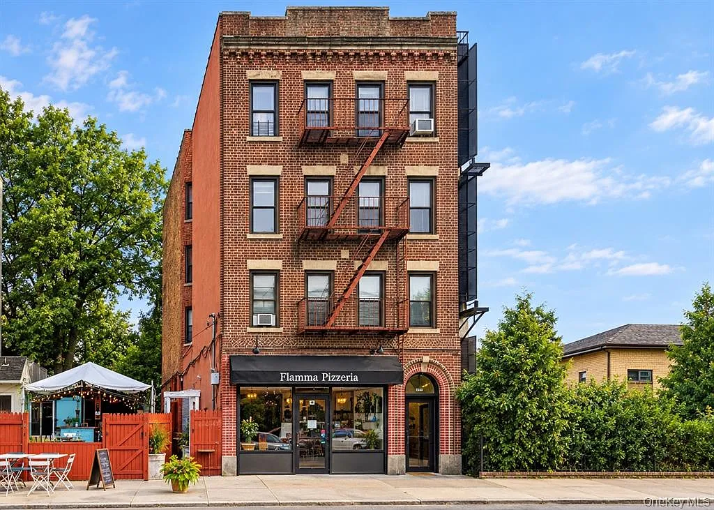 1 bed, 650 sqft, $2,750 — Photo 1