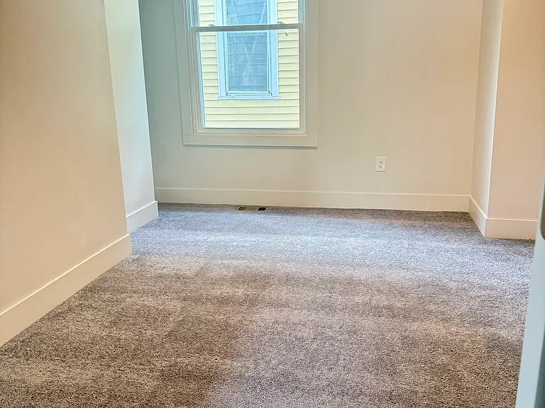1024 W Muskingum Ave — Photo 10