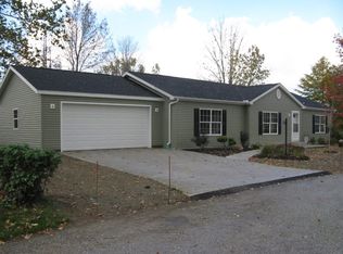 924 Burgundy Bnd, Girard, PA 16417