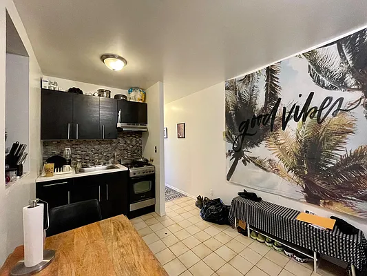 Rented by Mauro Bros Real Estate Services LLC | media 34