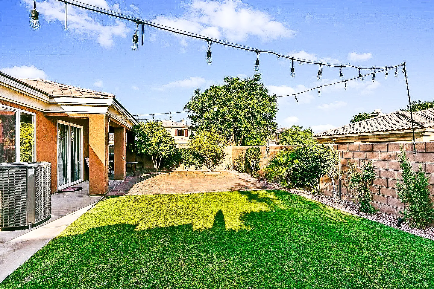 4 bed, 2067 sqft, $3,575 — Photo 3